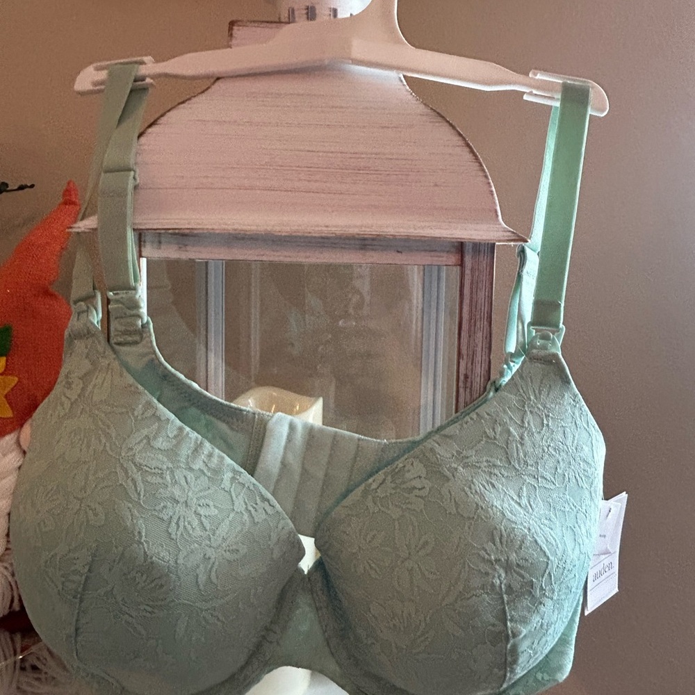 Padded lace bra
